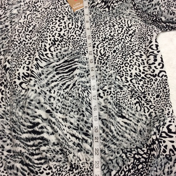 Twenty 4 Black & White Cheetah Print Blouse Sz 14 - Picture 5 of 8